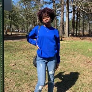 Meet your Posher, Kamara